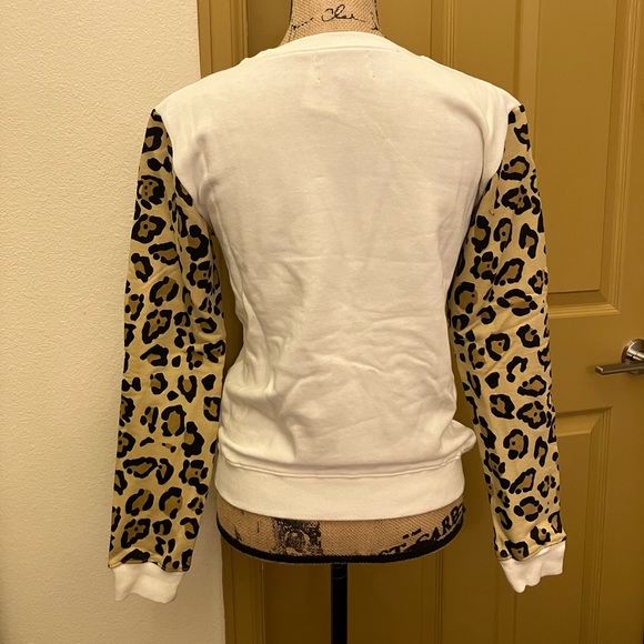 MTTM married to the mob rare sweatshirt NWT cheetah crew neck small street wear - Picture 3 of 5